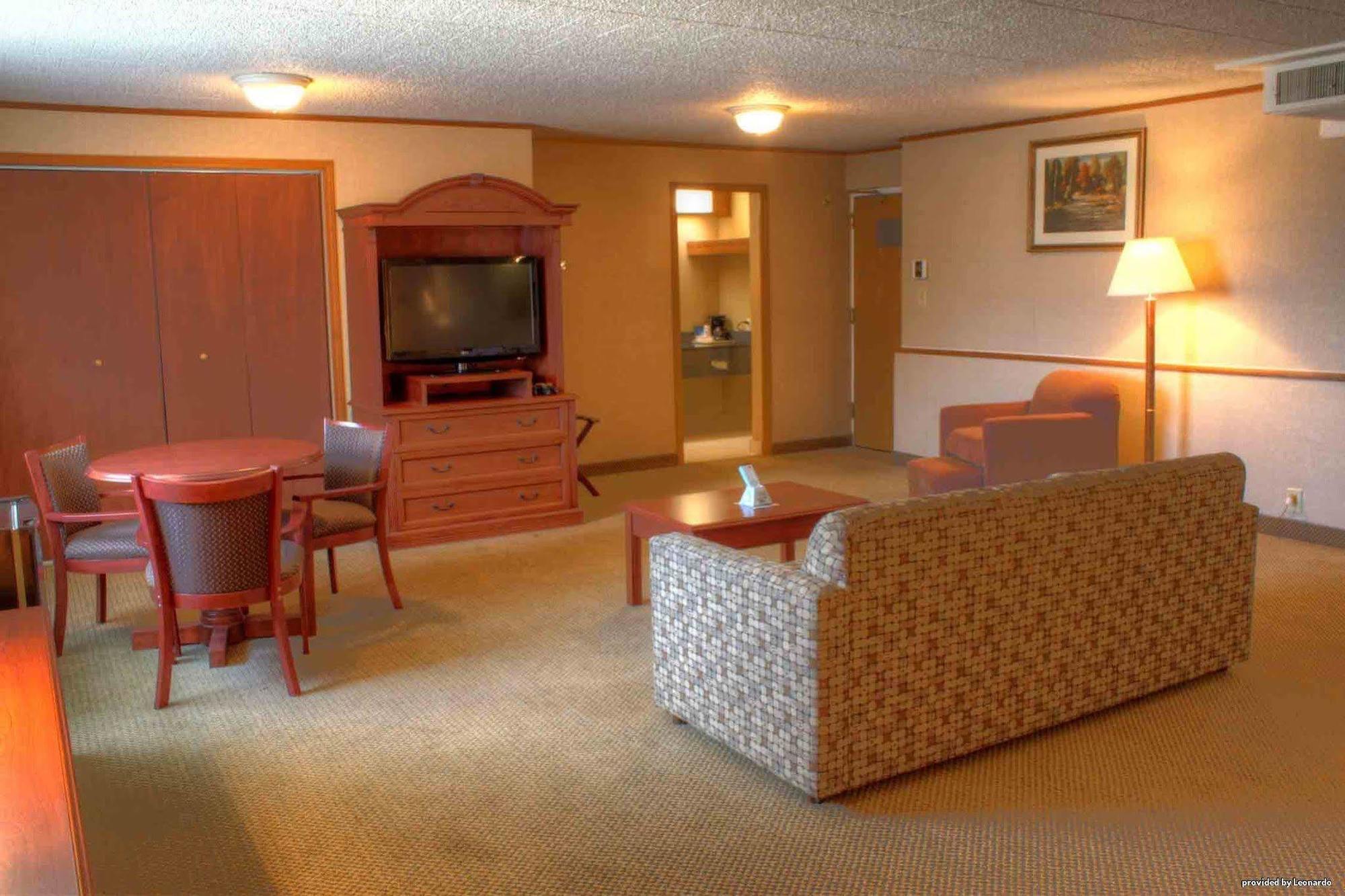 Western Hotel 3*